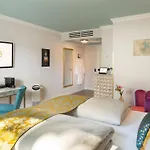 호텔 Parkhotel Landau