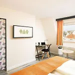 호텔 Parkhotel Landau 랜다우인더펠즈