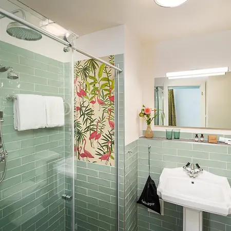 Parkhotel Landau 호텔 4*