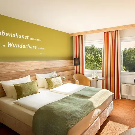 Parkhotel Landau 4*