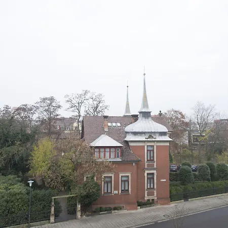 Parkhotel Landau Otel 4*