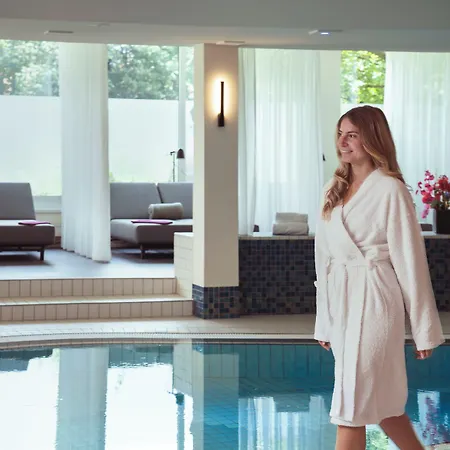 Parkhotel Landau Otel