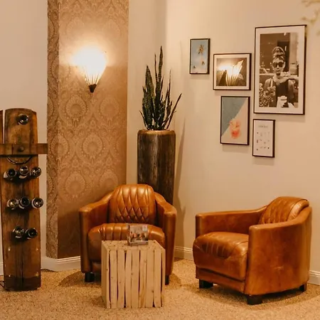 Hotell Parkhotel Landau 4*