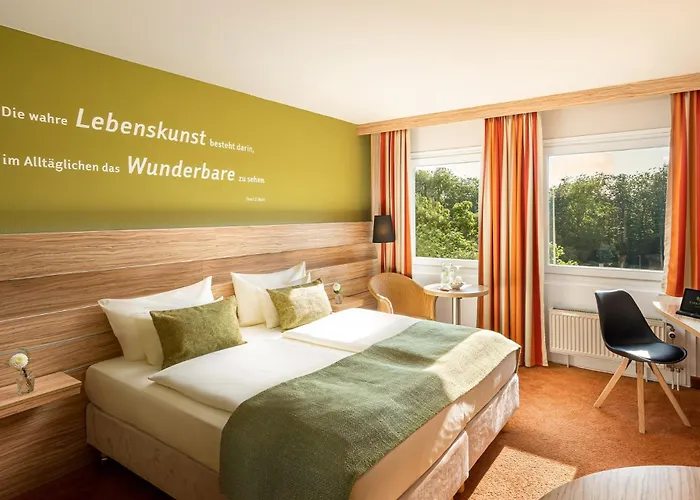 Parkhotel Landau 4*