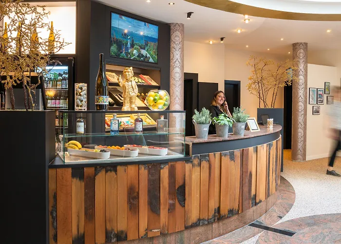 מלון Parkhotel Landau לנדאו אין דר פאלץ