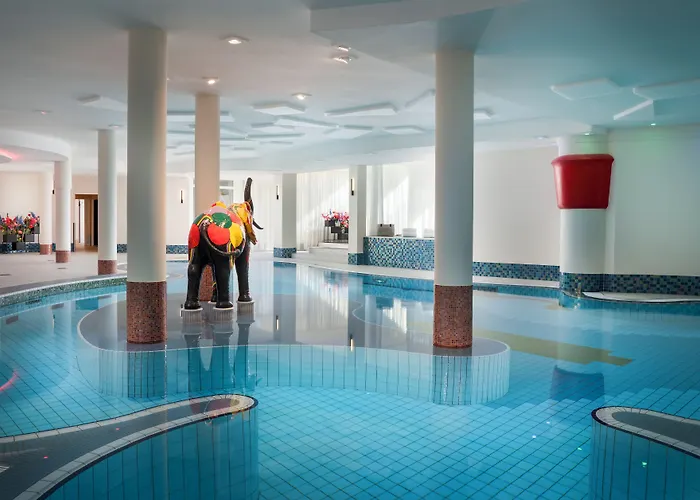 מלון Parkhotel Landau